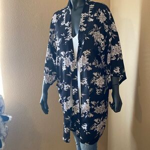 Floral kimono one size